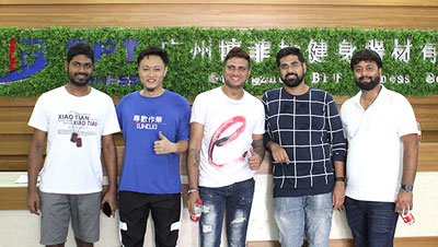 印度客户来中国进口博菲特健身房器械